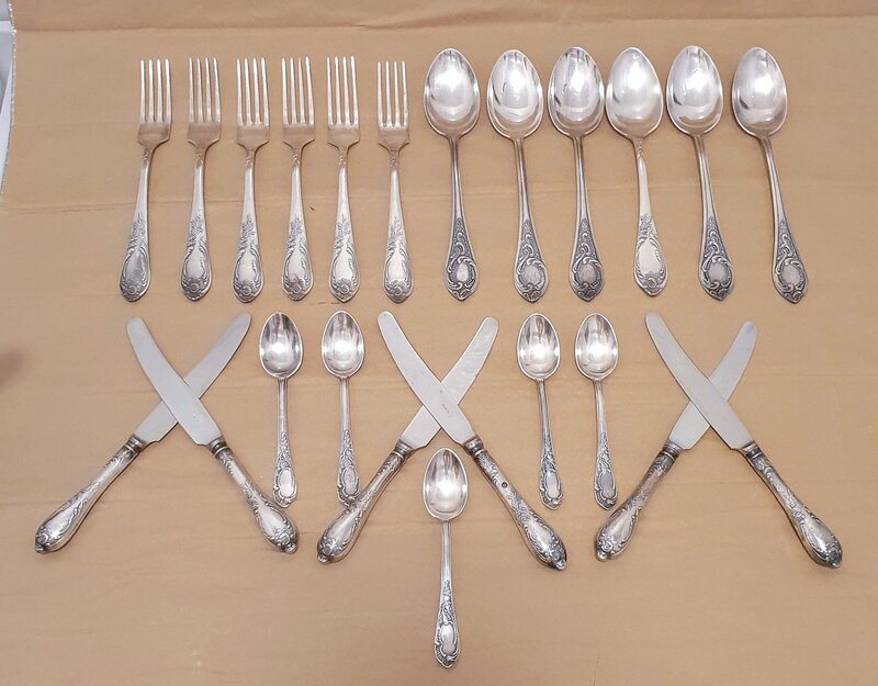 Set tacamuri placate cu argint